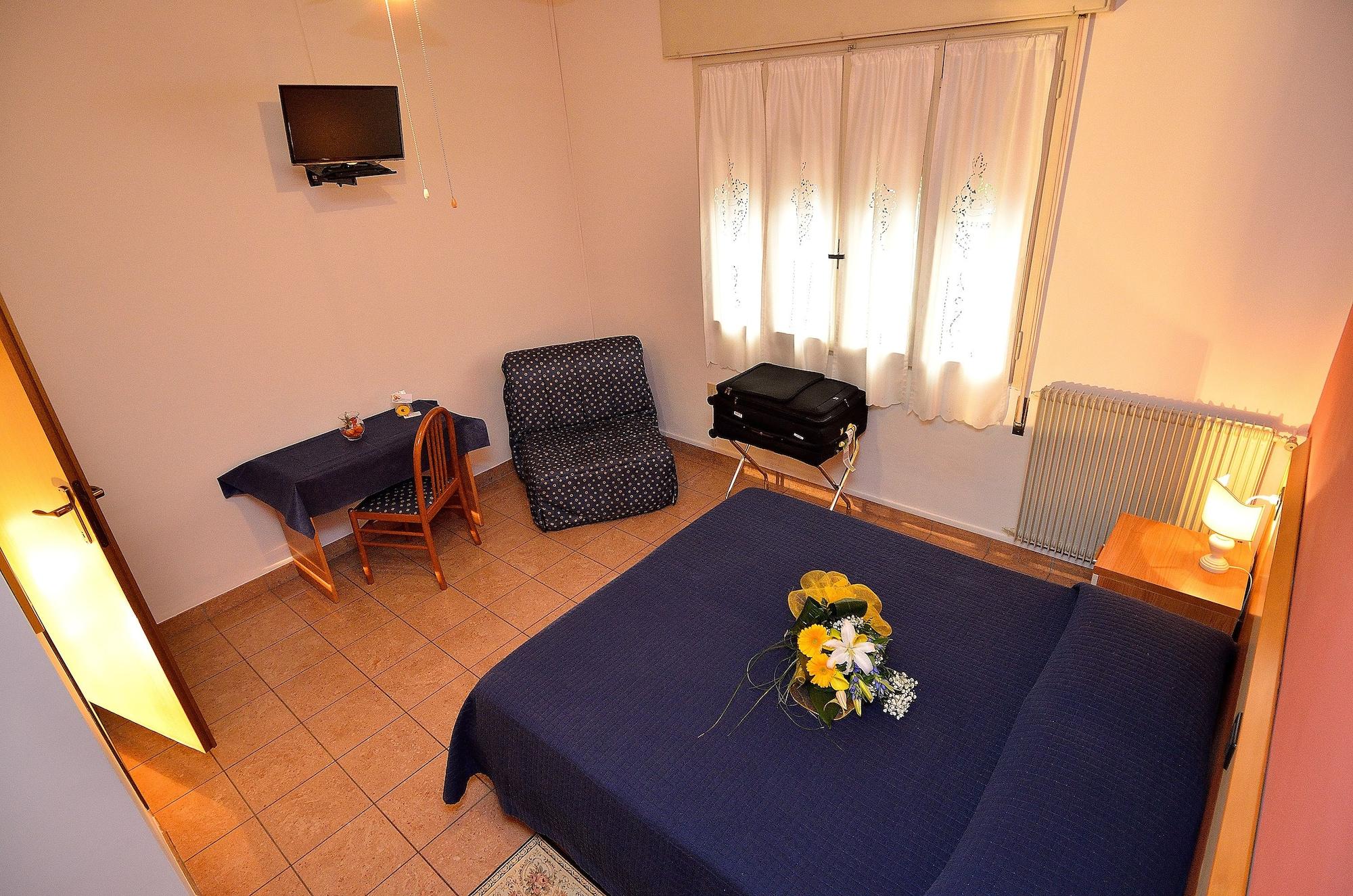 Hotel Amba Alagi Маргера Екстериор снимка